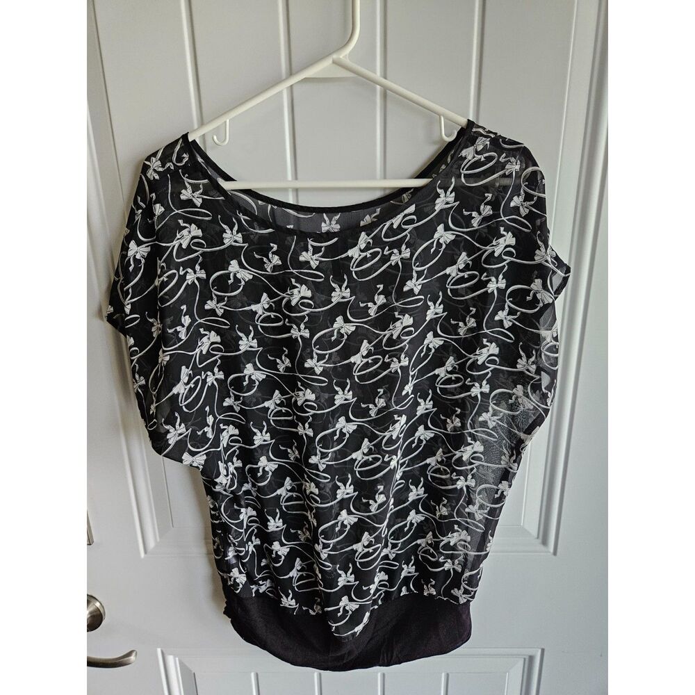 Junior's blouse
